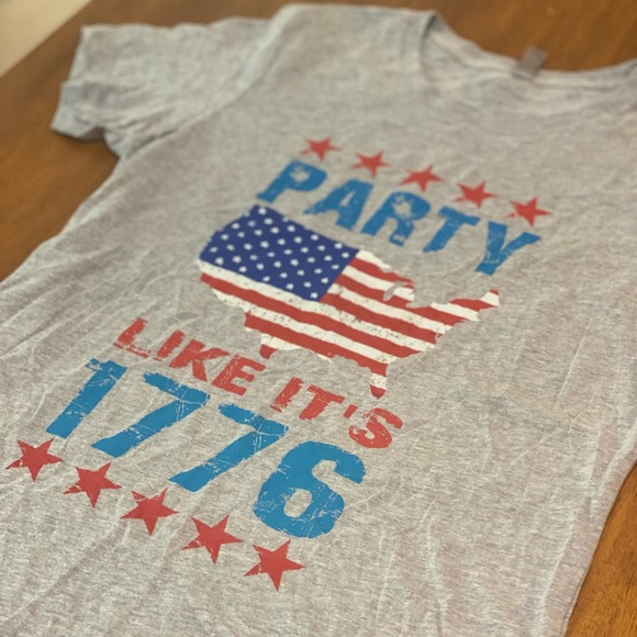 Merica Supply Co Party Like Its 1776 T-Shirt XL Womens Patriotic Graphic Tee NWT - Picture 3 of 5